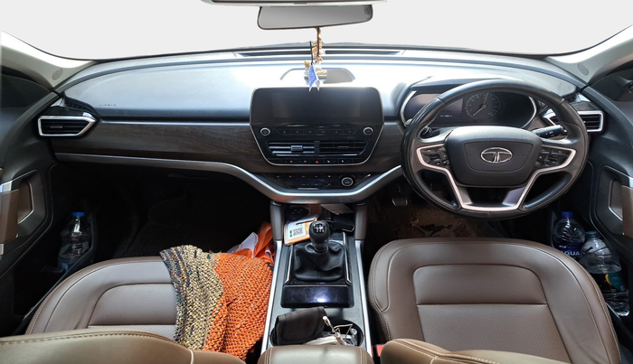 2019 Tata Harrier XZ 2.0L, Diesel, Manual, 1,18,667 km, interior