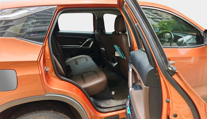 2019 Tata Harrier XZ 2.0L, Diesel, Manual, 1,18,667 km, interior