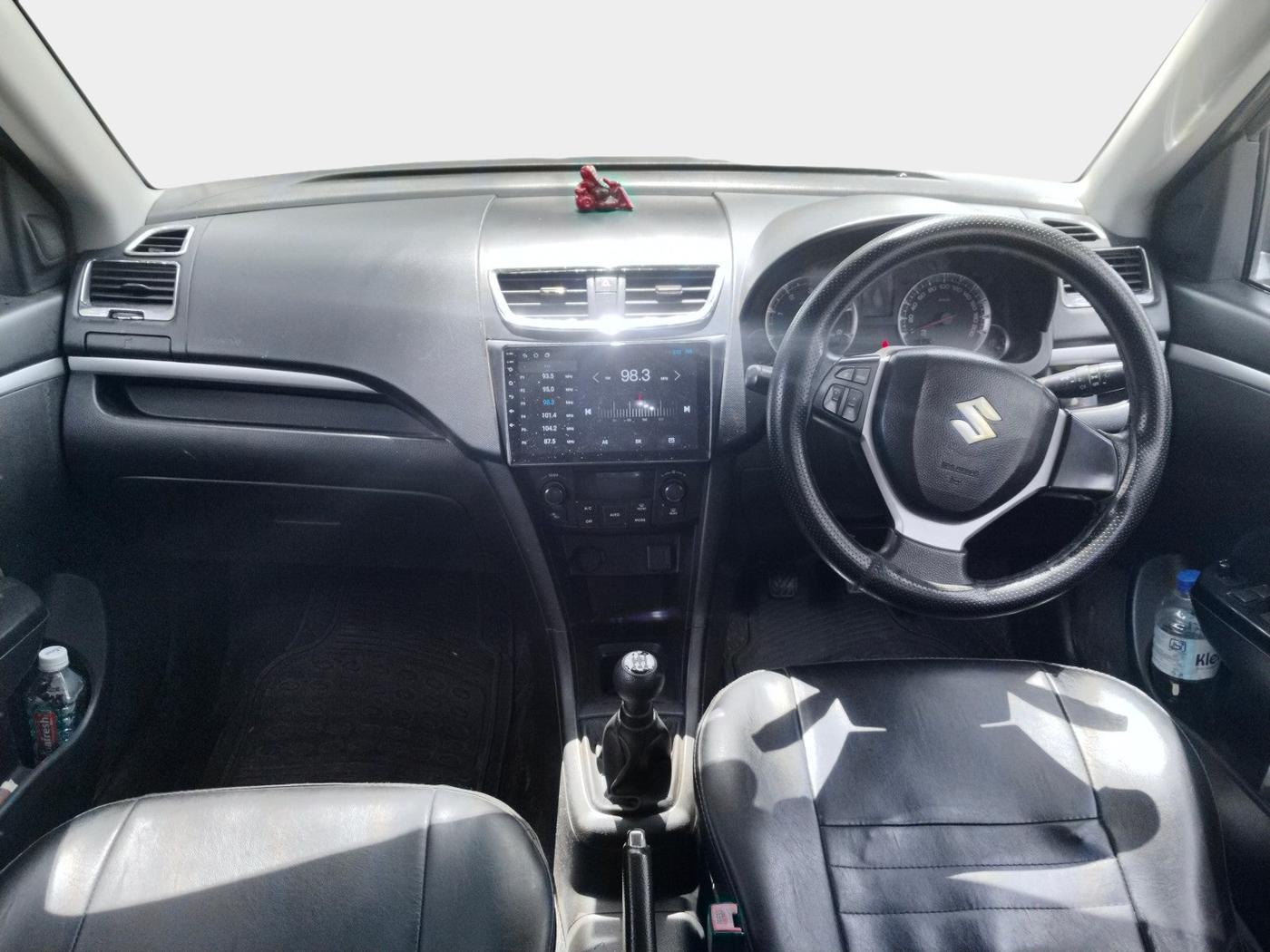 2013 Maruti Swift ZDI, Diesel, Manual, 1,06,538 km, interior