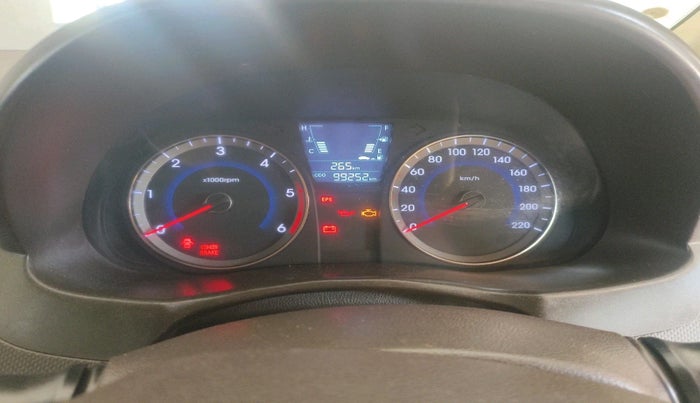 2013 Hyundai Verna FLUIDIC 1.6 CRDI EX, Diesel, Manual, 99,252 km, interior