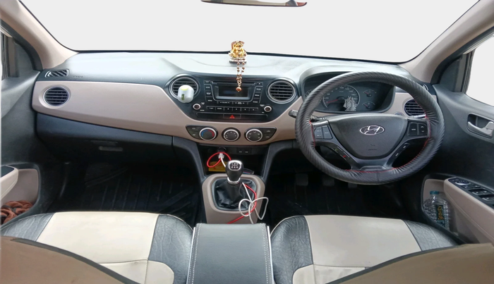 2015 Hyundai i10 ASTA 1.2, Petrol, Manual, 56,037 km, interior