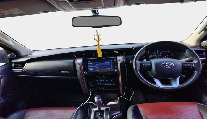 2023 Toyota Fortuner 4X2 AT 2.8 LEGENDER, Diesel, Automatic, 93,589 km, interior