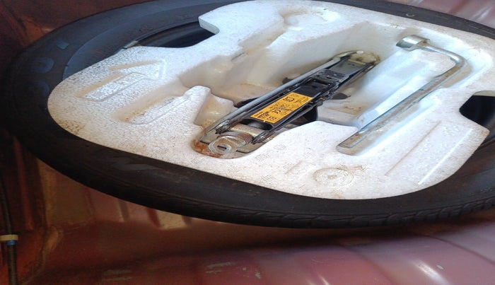 2015 Nissan Micra XV CVT, Petrol, Automatic, 90,126 km, tyre