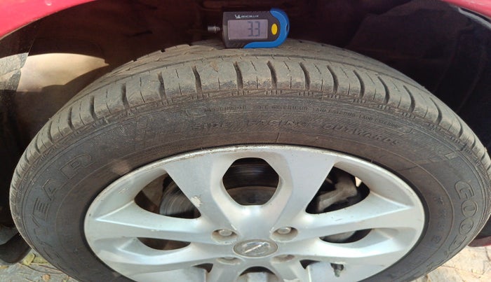 2015 Nissan Micra XV CVT, Petrol, Automatic, 90,126 km, tyre