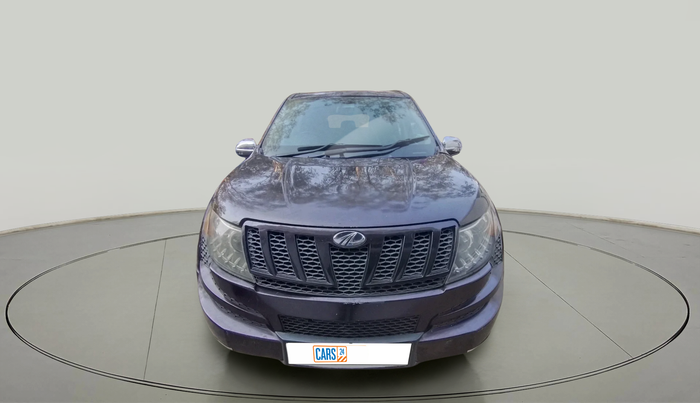 2013 Mahindra XUV500 W8, Diesel, Manual, 2,43,028 km, exterior