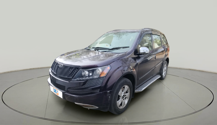 2013 Mahindra XUV500 W8, Diesel, Manual, 2,43,028 km, exterior