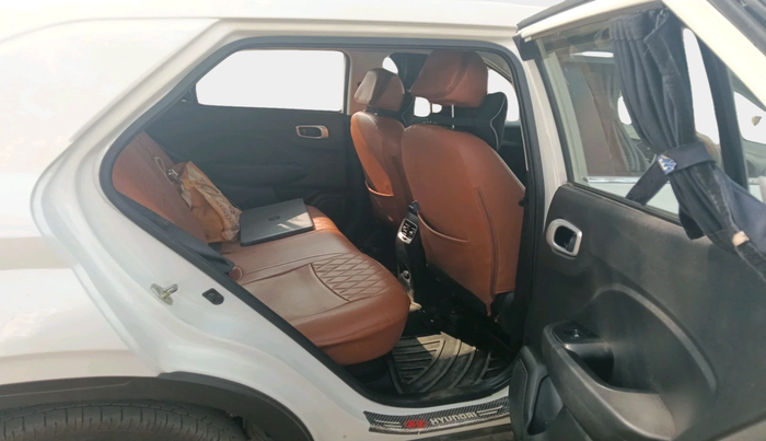 2022 Hyundai VENUE S+ 1.2, Petrol, Manual, 74,244 km, interior