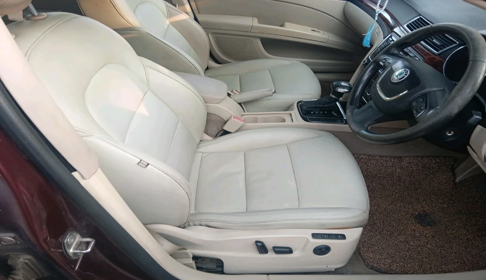 2011 Skoda Superb ELEGANCE 2.0 TDI CR AT, Diesel, Automatic, 91,150 km, interior