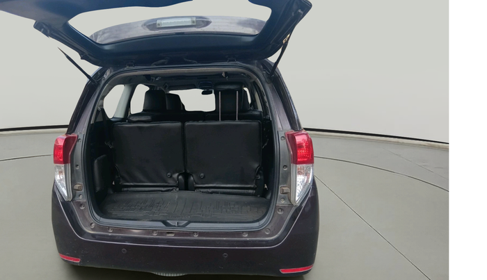 2018 Toyota Innova Crysta 2.4 VX 8 STR, Diesel, Manual, 1,65,647 km, exterior