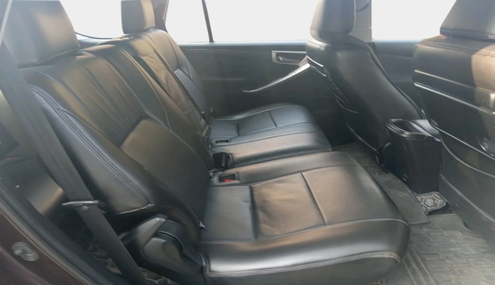 2018 Toyota Innova Crysta 2.4 VX 8 STR, Diesel, Manual, 1,65,647 km, interior