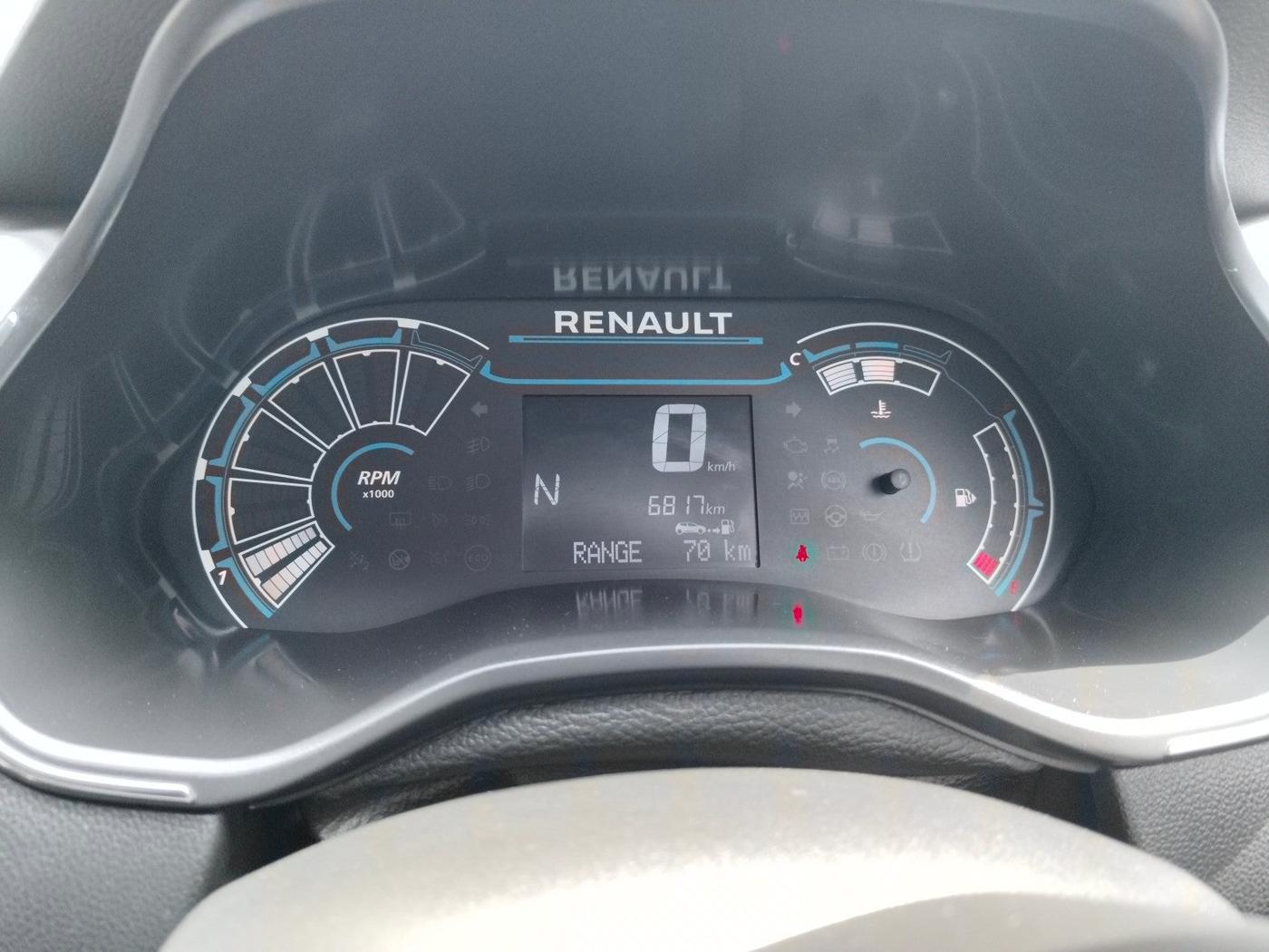 2022 Renault Kiger RXT (O) AMT, Petrol, Automatic, 6,817 km, interior