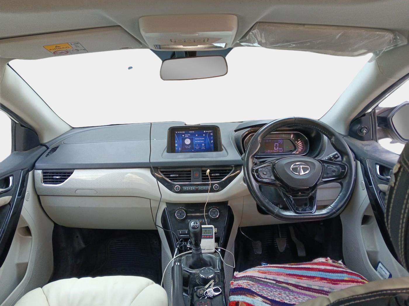 2021 Tata NEXON XZ PLUS DIESEL SUNROOF, Diesel, Manual, 1,27,456 km, interior