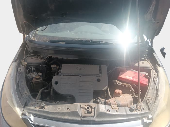 2013 Tata Indica Vista VX QUADRAJET, Diesel, Manual, 1,62,569 km, exterior
