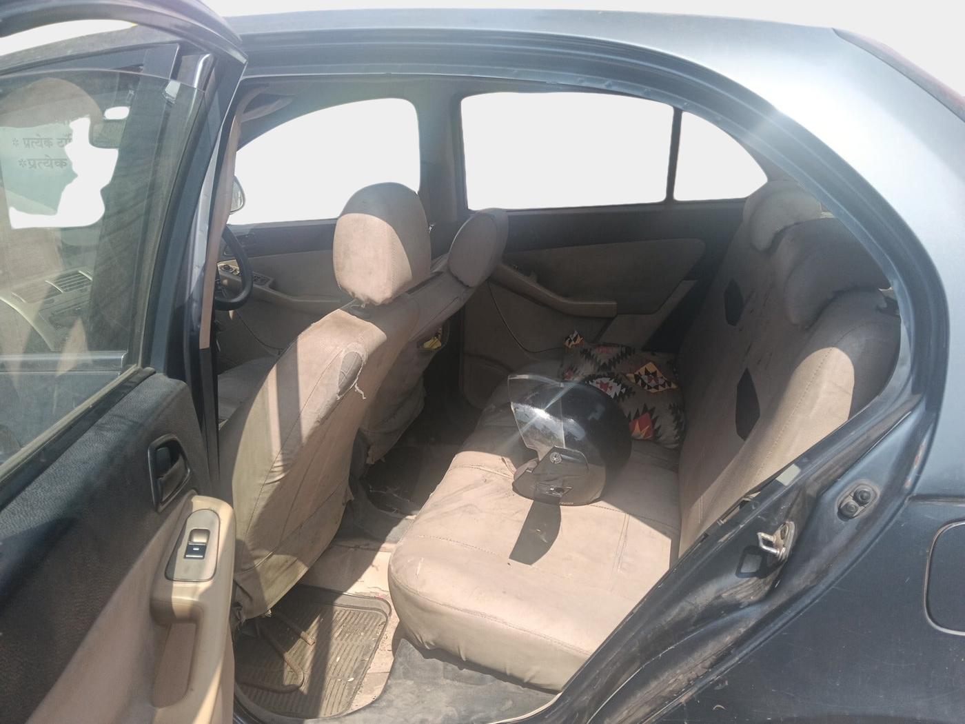 2013 Tata Indica Vista VX QUADRAJET, Diesel, Manual, 1,62,569 km, interior