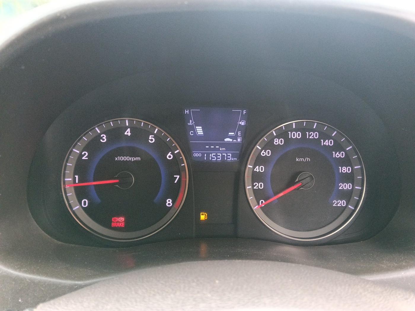 2012 Hyundai Verna FLUIDIC 1.6 VTVT EX, Petrol, Manual, 1,25,729 km, interior