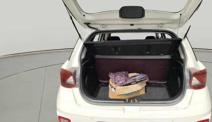 2021 Hyundai VENUE S+ 1.2, Petrol, Manual, 51,241 km, exterior