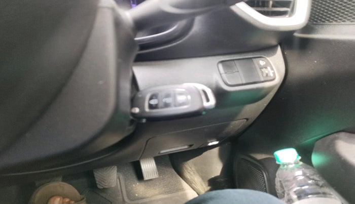 2021 Hyundai VENUE S+ 1.2, Petrol, Manual, 51,241 km, interior