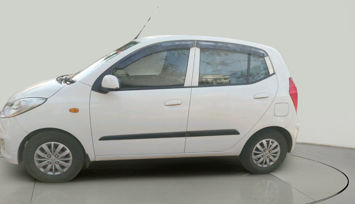 2016 Hyundai i10 SPORTZ 1.1, Petrol, Manual, 48,740 km, exterior