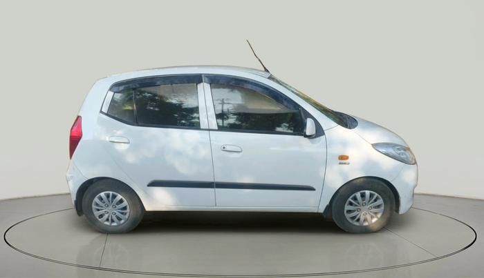 2016 Hyundai i10 SPORTZ 1.1, Petrol, Manual, 48,740 km, exterior