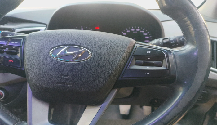 2016 Hyundai Creta SX (O) 1.6 DIESEL, Diesel, Manual, 1,11,631 km, interior