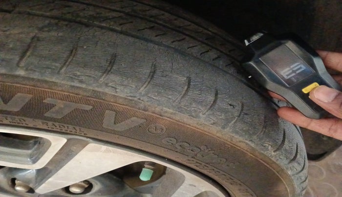 2020 Hyundai AURA SX 1.2, Petrol, Manual, 56,663 km, tyre