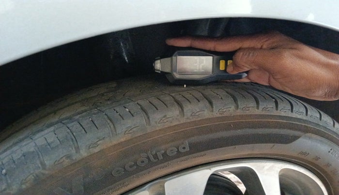 2020 Hyundai AURA SX 1.2, Petrol, Manual, 56,663 km, tyre