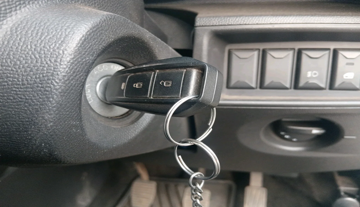 2022 CITROEN C3 FEEL 1.2 DUAL TONE, Petrol, Manual, 25,495 km, interior