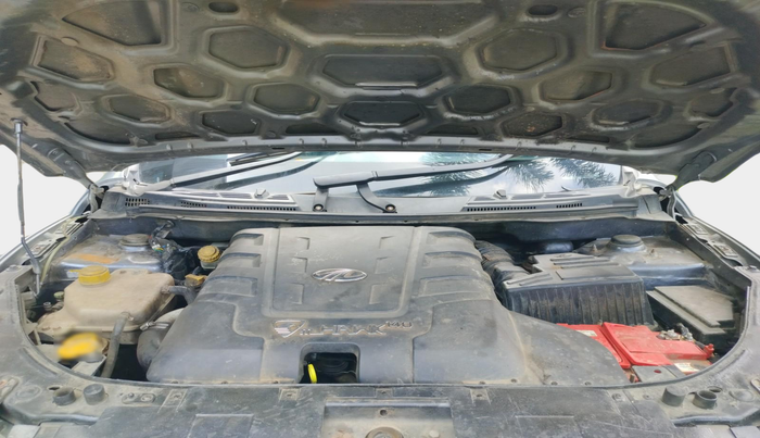 2015 Mahindra XUV500 W8, Diesel, Manual, 62,620 km, exterior