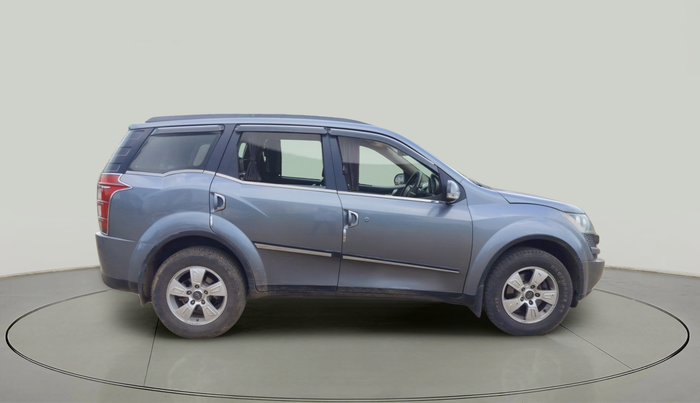 2015 Mahindra XUV500 W8, Diesel, Manual, 62,620 km, exterior