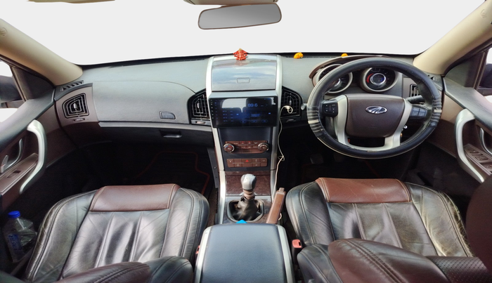 2015 Mahindra XUV500 W8, Diesel, Manual, 62,620 km, interior