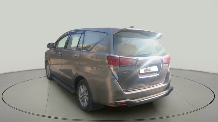 2018 Toyota Innova Crysta 2.4 VX 8 STR, Diesel, Manual, 2,17,887 km, exterior