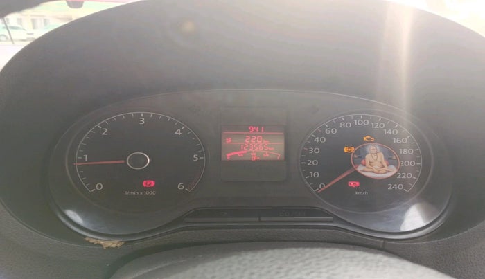 2013 Volkswagen Cross Polo HIGHLINE TDI, Diesel, Manual, 1,23,565 km, interior