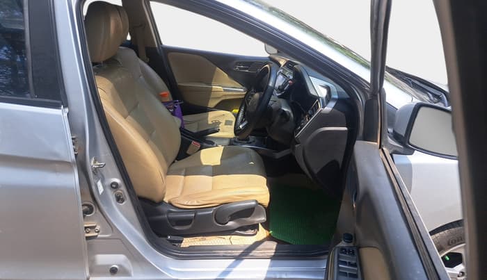 2014 Honda City 1.5L I-DTEC VX, Diesel, Manual, 1,45,279 km, interior