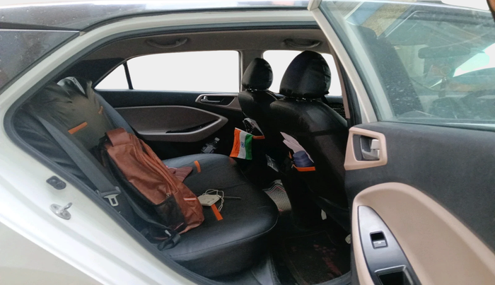 2016 Hyundai Elite i20 MAGNA 1.4 CRDI, Diesel, Manual, 1,18,922 km, interior