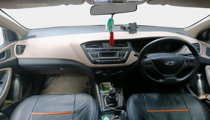 2016 Hyundai Elite i20 MAGNA 1.4 CRDI, Diesel, Manual, 1,18,922 km, interior