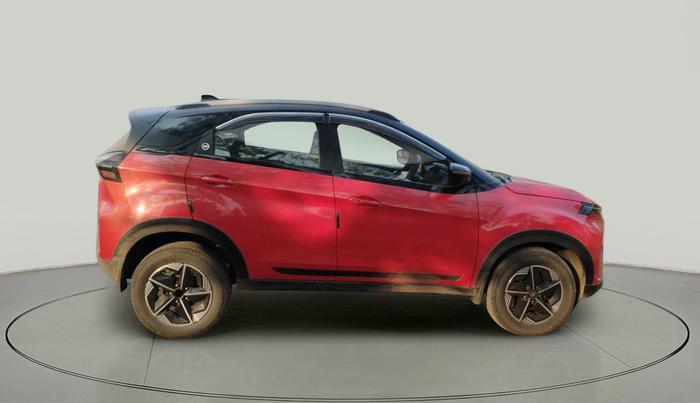 2023 Tata NEXON FEARLESS DUAL TONE 1.5 DIESEL, Diesel, Manual, 55,570 km, exterior