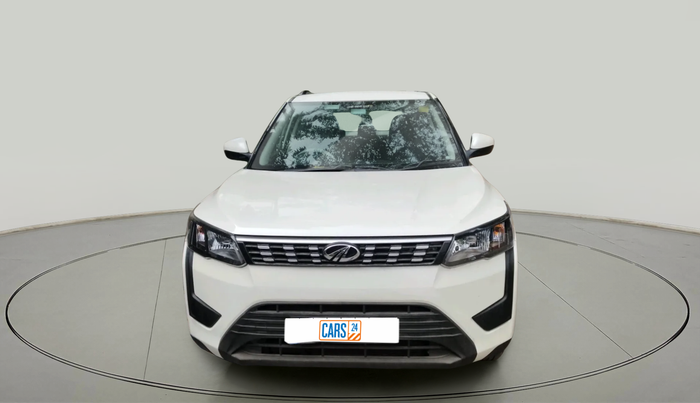 2019 Mahindra XUV300 W6 1.5 DIESEL, Diesel, Manual, 77,594 km, exterior