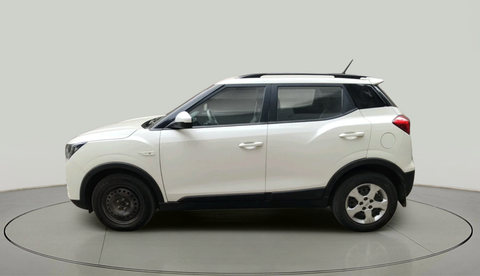 2019 Mahindra XUV300 W6 1.5 DIESEL, Diesel, Manual, 77,594 km, exterior