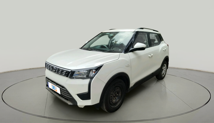 2019 Mahindra XUV300 W6 1.5 DIESEL, Diesel, Manual, 77,594 km, exterior