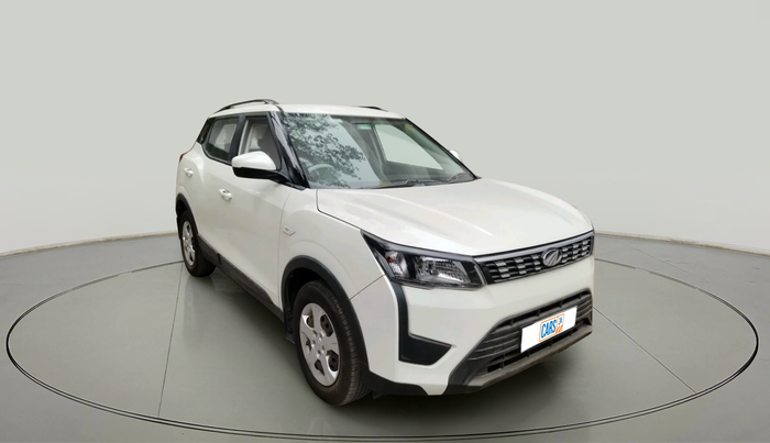 2019 Mahindra XUV300 W6 1.5 DIESEL, Diesel, Manual, 77,594 km, exterior