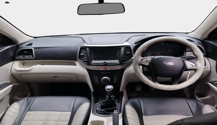 2019 Mahindra XUV300 W6 1.5 DIESEL, Diesel, Manual, 77,594 km, interior
