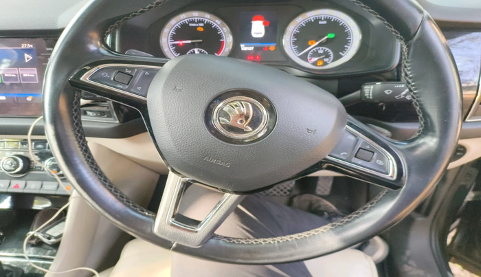 2017 Skoda Kodiaq STYLE 2.0 TDI 4X4 AT, Diesel, Automatic, 1,08,127 km, interior