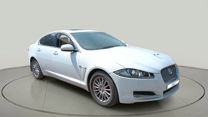 2013 Jaguar XF 2.2 DIESEL LUXURY, Diesel, Automatic, 1,36,367 km, exterior