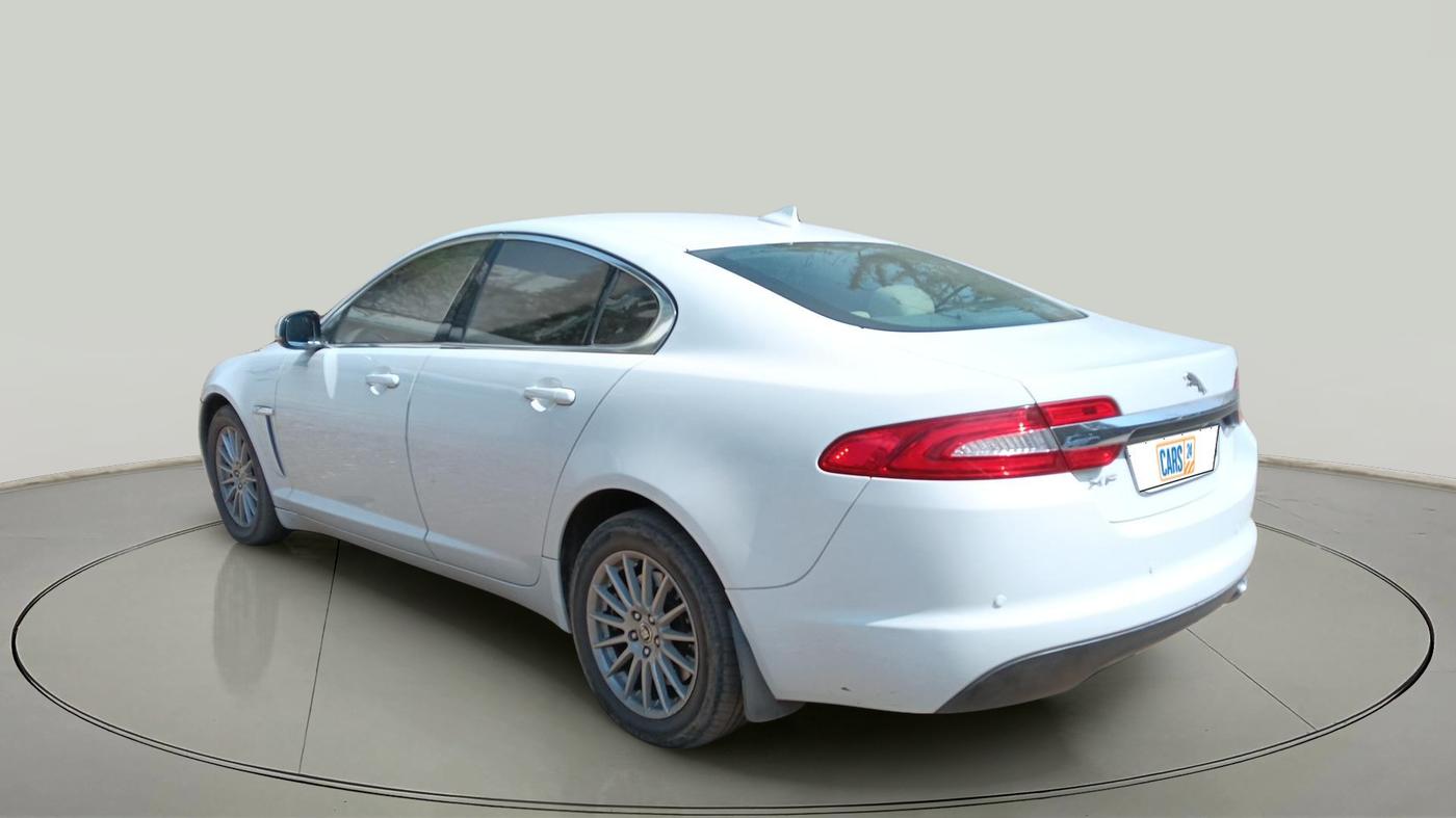 2013 Jaguar XF 2.2 DIESEL LUXURY, Diesel, Automatic, 1,36,367 km, exterior