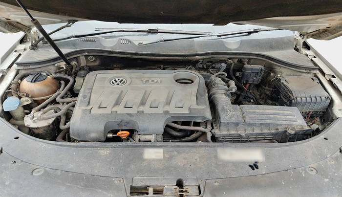 2012 Volkswagen Passat HIGHLINE DSG, Diesel, Automatic, 1,76,571 km, exterior