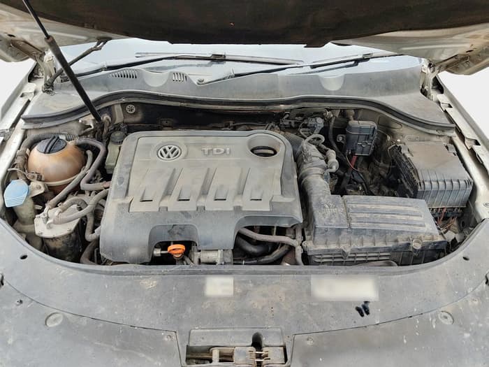 2012 Volkswagen Passat HIGHLINE DSG, Diesel, Automatic, 1,76,571 km, exterior