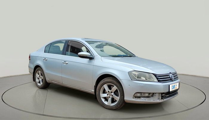2012 Volkswagen Passat HIGHLINE DSG, Diesel, Automatic, 1,76,571 km, exterior