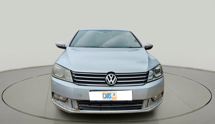 2012 Volkswagen Passat HIGHLINE DSG, Diesel, Automatic, 1,76,571 km, exterior