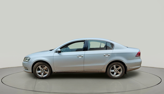 2012 Volkswagen Passat HIGHLINE DSG, Diesel, Automatic, 1,76,571 km, exterior