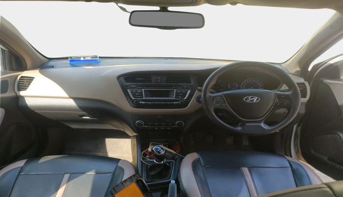 2015 Hyundai Elite i20 SPORTZ 1.4 CRDI, Diesel, Manual, 1,13,326 km, interior